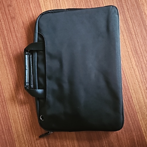 Brenthaven Elliot Lap Top Sleeve Case Fully Padded Protection up to 4' Drop NWOT - Picture 9 of 15